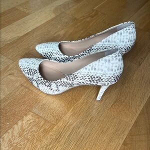 INC International Concepts Snakeskin Heels in White and Gray